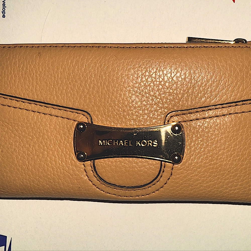 Michael Kors Tan Leather Saratoga Gold Accent Zip Around Wallet Clutch